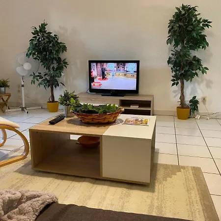 Daire Au Pied De La Cite, T3 Au Calme Carcassonne