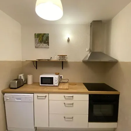 Apartment Au Pied De La Cite, T3 Au Calme *